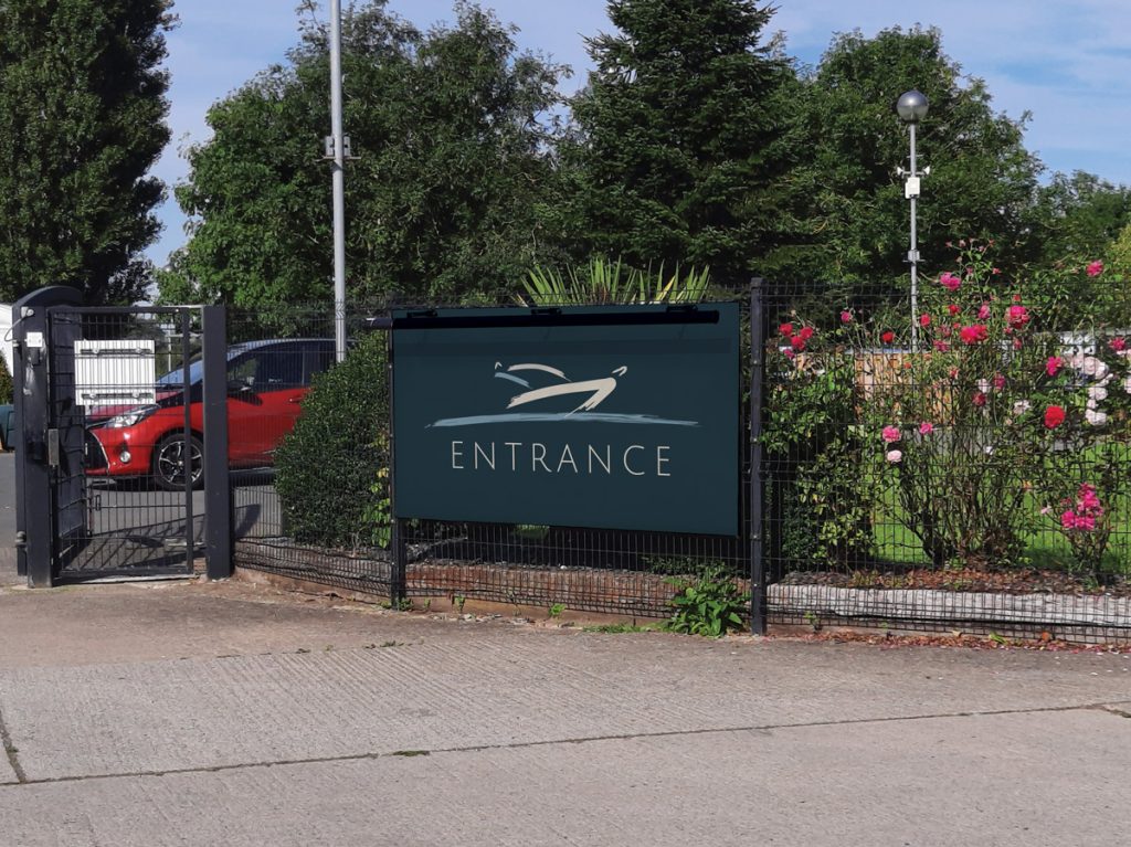 York-Marina-Entrance-Sign